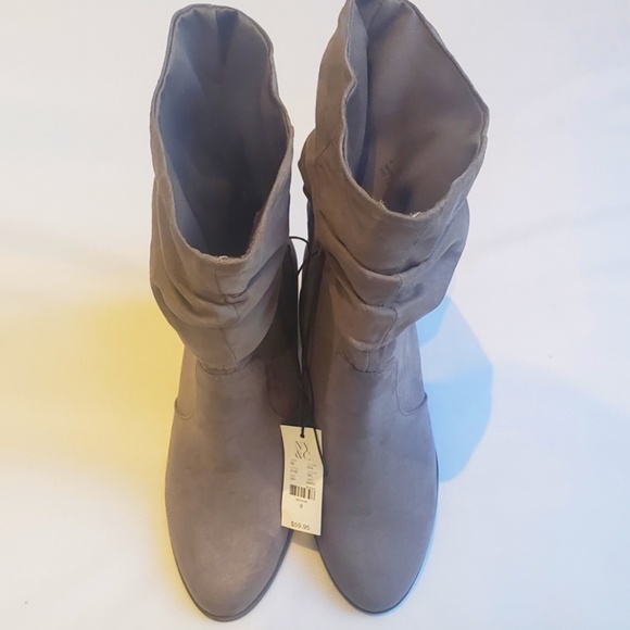New York & Company Shoes - Women's boots size 8